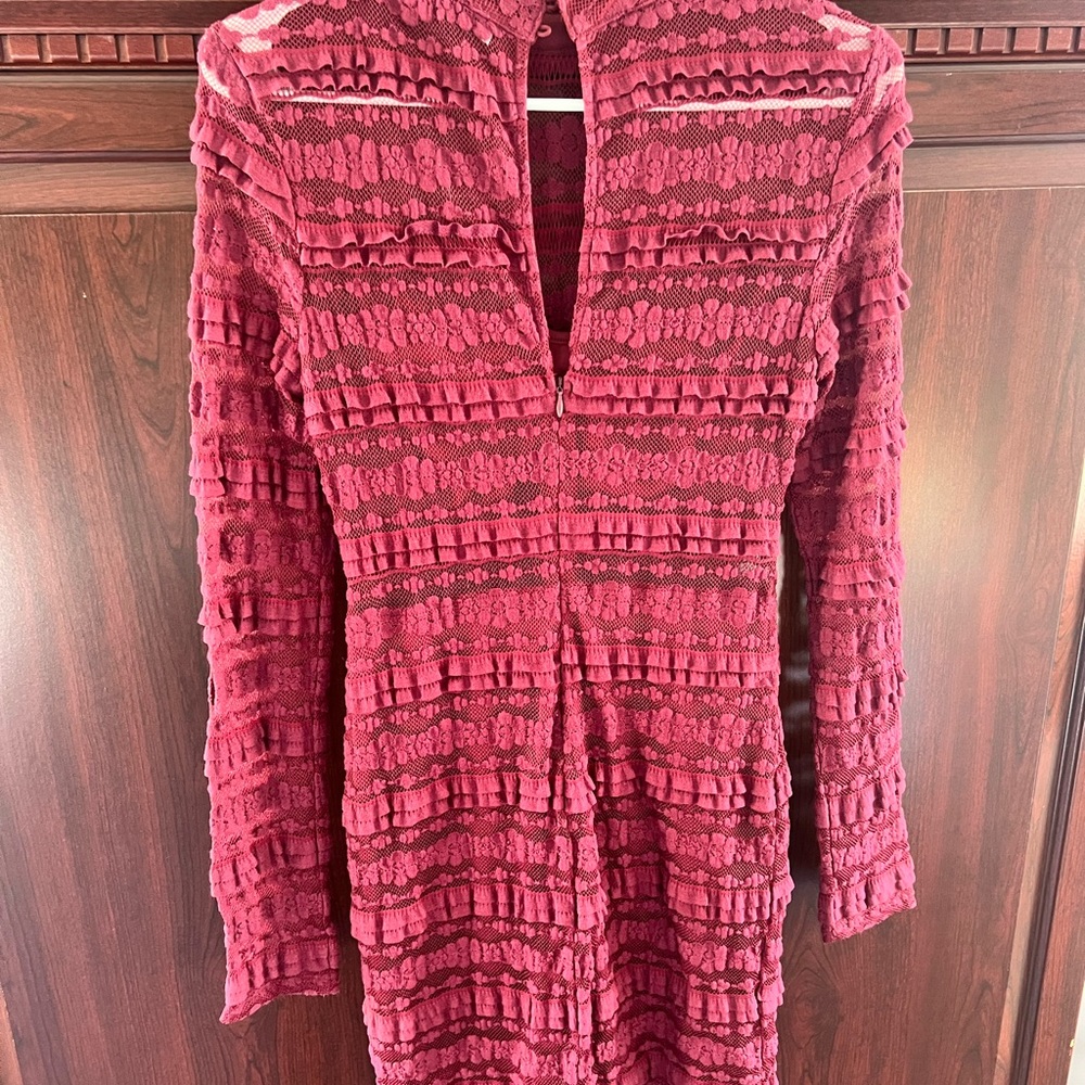 Burgandy dress. Long sleeves. Great dress for going out in the sunmer/fall.